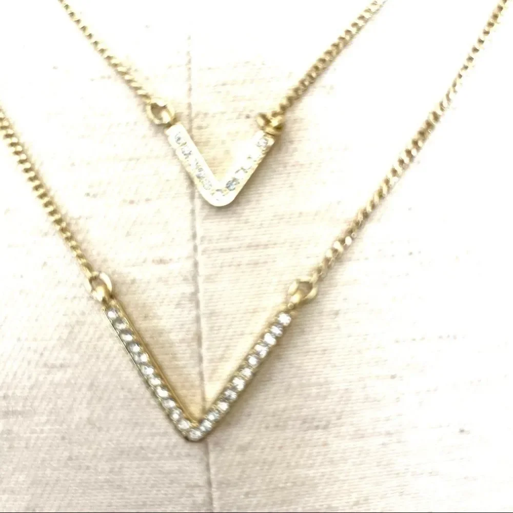 Victoria Secret gold tone necklace & bracelet set